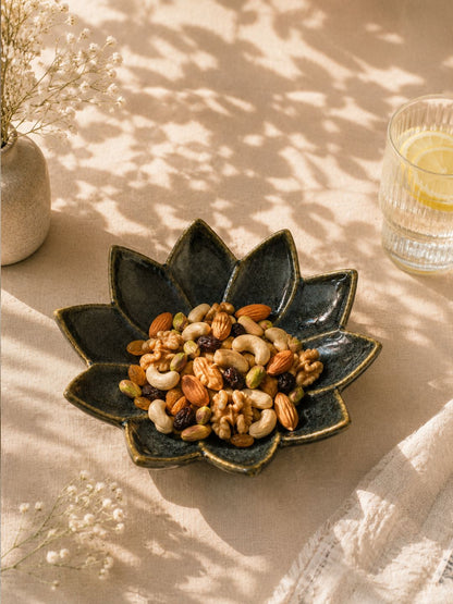 Handcrafted Ceramic Sunflower Serving Bowl | Floral Snack & Dessert Bowl | Artisan Tableware